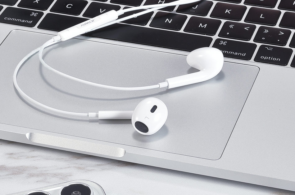 HP80半入耳式有线耳机_待上市新品_深圳市优德88电源有限公司