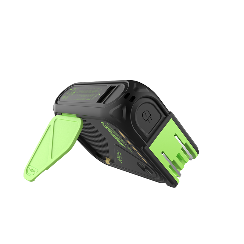 JP513 超等快充多功效移动电源_待上市新品_深圳市优德88电源有限公司